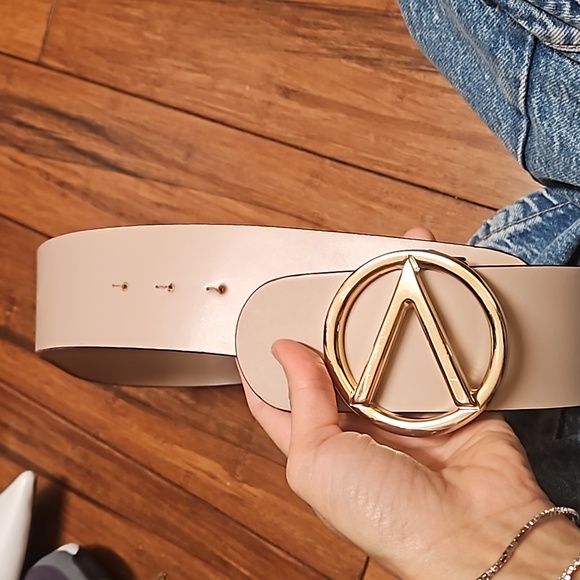 Belt - Picture 3 of 3